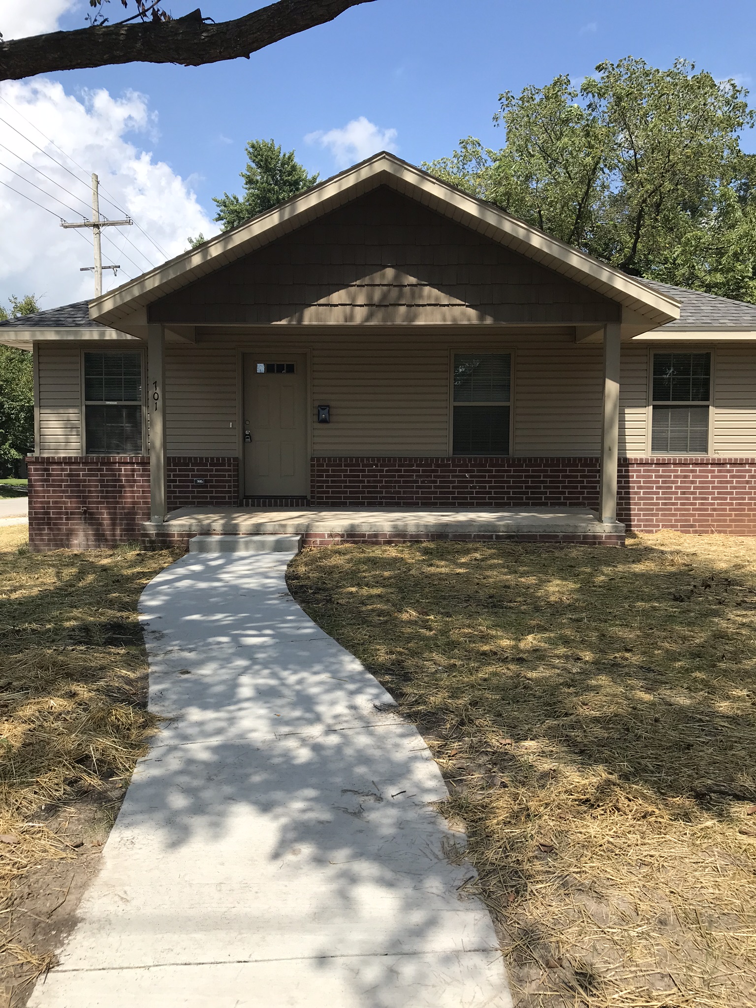 701 E. Dale